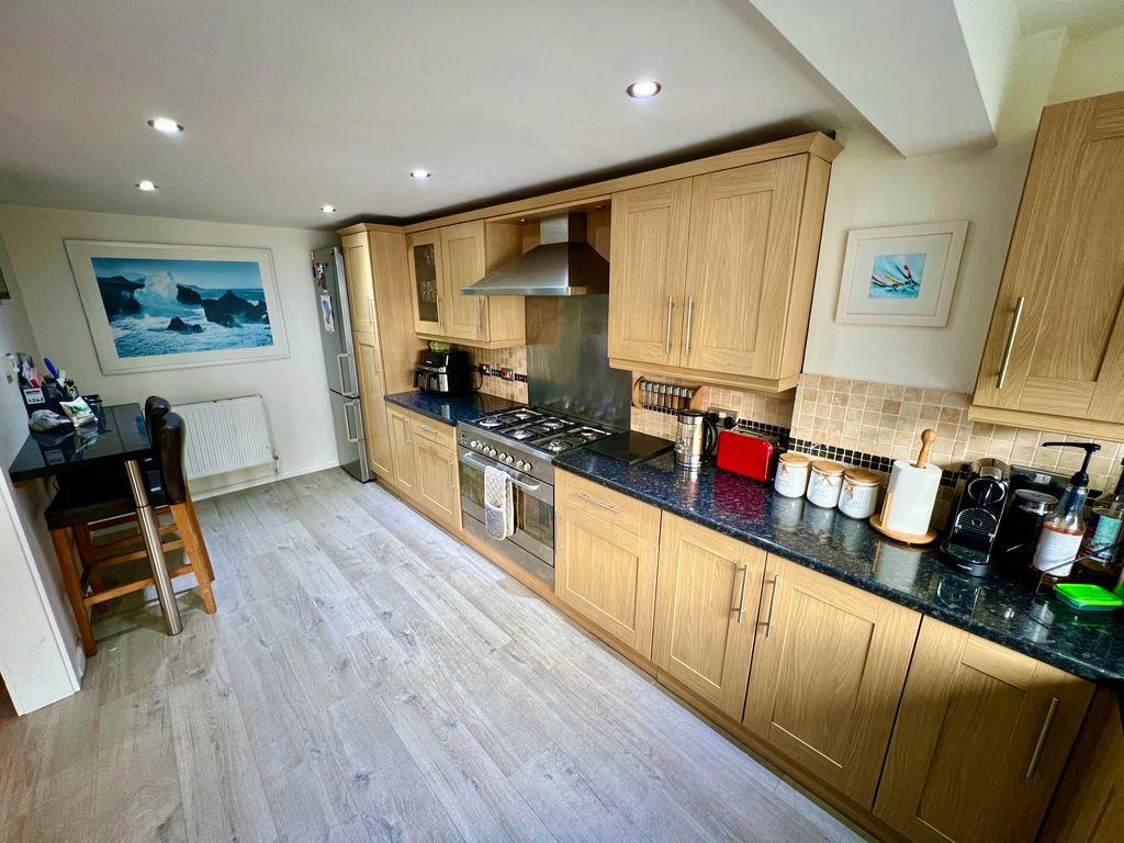 Plunch Lane, Mumbles, Swansea, SA3 4JE